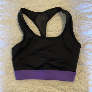 Lularoe sports bra!! They’re amazing! I just need $$